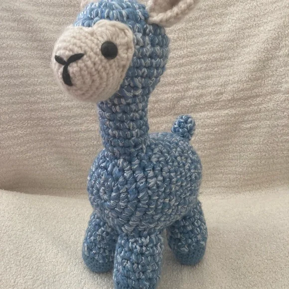 Crochet llama - Picture 7 of 12